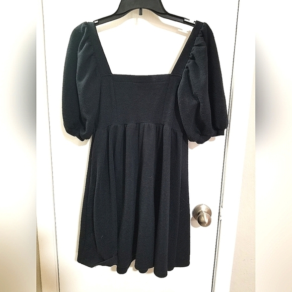 Scoop Dress - Picture 3 of 3